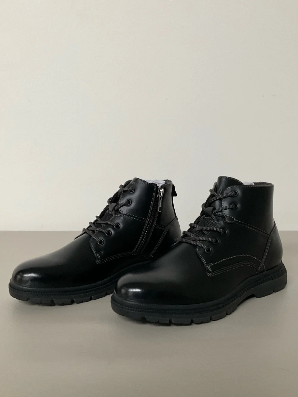 Florsheim, NWBox, Black Kids Boots